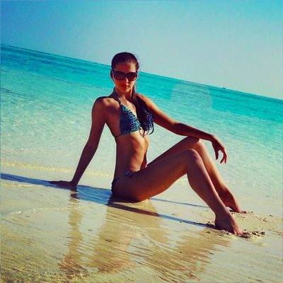 Suzanne (26) in New York | Casual Dating with Older Men