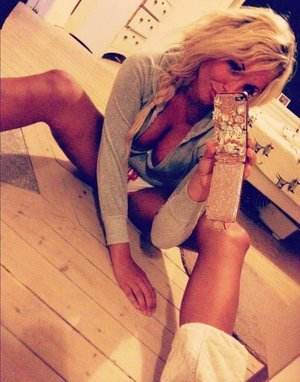 Elsie (27) in Alabama, adult profile photo