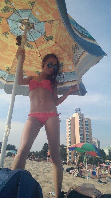 Victoria, 29 from California | Older Men and Younger Women Dating