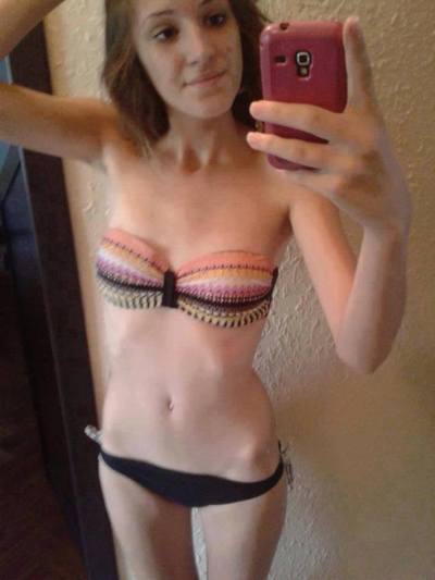 Meet Erica (27) from Ohio | FWB Casual Partner