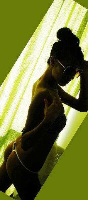 Kamryn (29) in Connecticut | Friends with Benefits