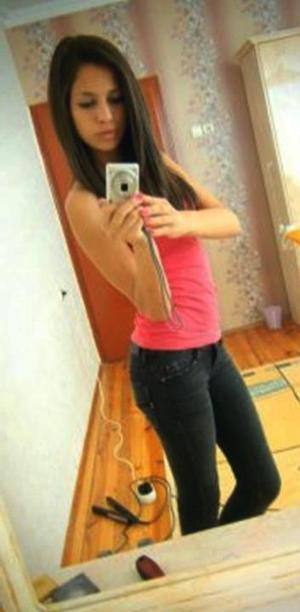 Lissette (25) in Alberta | Friends with Benefits