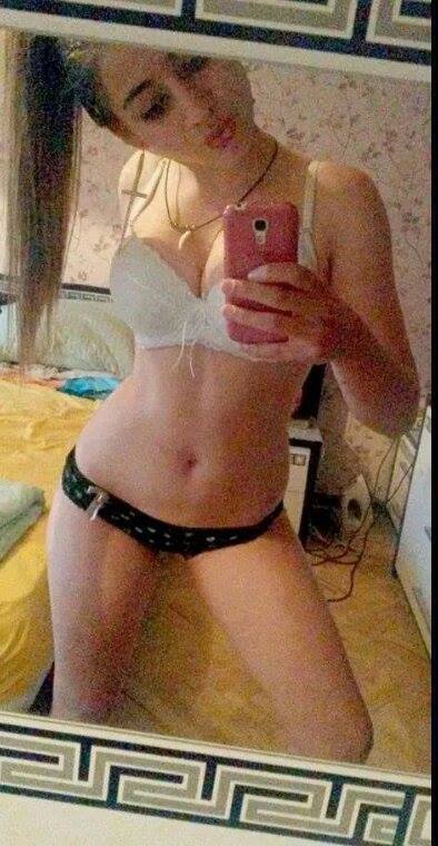 Meet Maci (23) from Connecticut | FWB Casual Partner