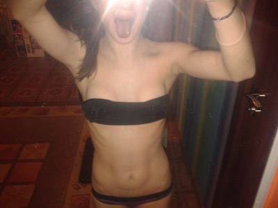 Jennifer (25) in West Virginia | Friends with Benefits