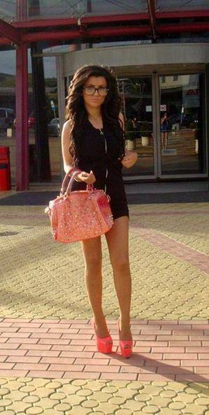 Photo of Maryjane (21) from Philadelphia, PA dating profile