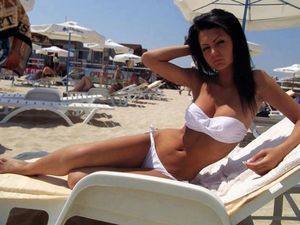 Meet Skyler (23) from California | FWB Casual Partner