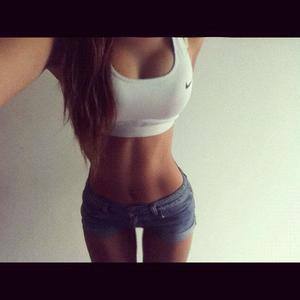 Laura (20) in Florida | Friends with Benefits