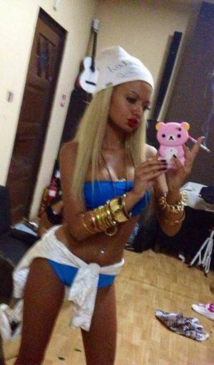 Shelly (23) in Maryland | Friends with Benefits