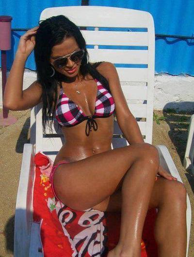 Karlie (27) in Ohio | Friends with Benefits