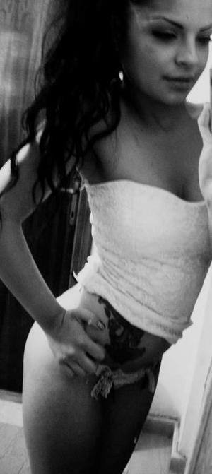 Emilee, 24, New York | Local FWB Dating Profile