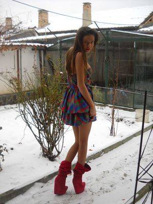 Chat with Shanice (21) | Oregon Casual Partners