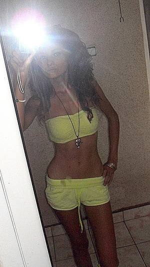 Lesly, age 20, profile photo from Queens, NY