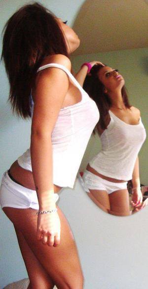 Meet Tatianna (29) from Alberta | FWB Casual Partner