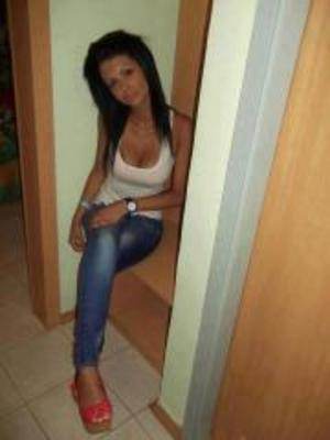 Pamela (21) in California, adult profile photo