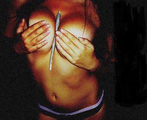 Madelyn (23) in Ohio | Friends with Benefits