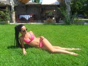 Brandi (19) in Nebraska | Friends with Benefits