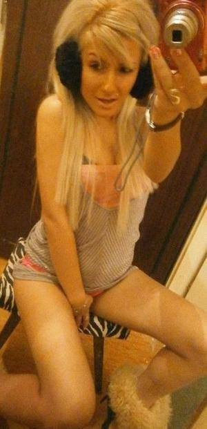 Lilyanna (27) in Ohio | Friends with Benefits