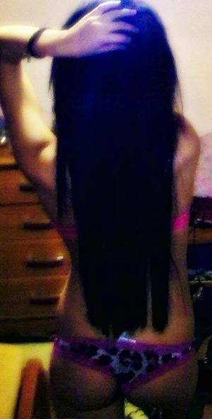 Chat with Yasmin (26) | Florida Casual Partners