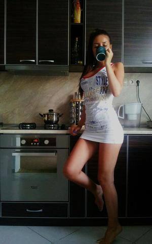 Meet Litzy (29) from Wyoming | FWB Casual Partner