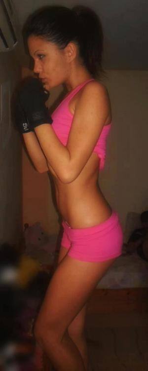 Meet Cristal (25) from Illinois | FWB Casual Partner