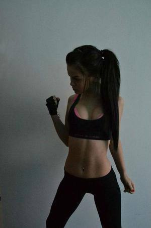 Meet Alia (20) from Illinois | FWB Casual Partner