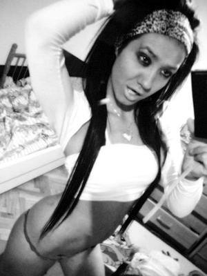 Cristal, 28, profile image for Pensacola, FL dating page