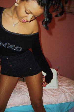 Meet Elise (18) from Pennsylvania | FWB Casual Partner