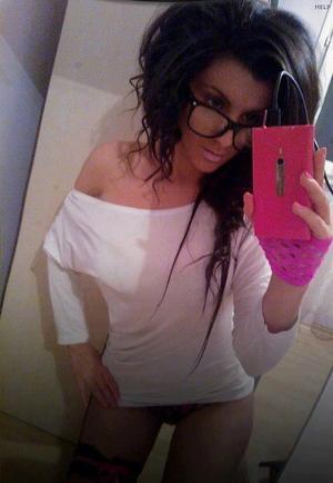 Looking for local cheaters? Take Laurel from New York home with you