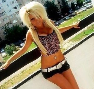 Finding a fuck buddy like Carissa from Missouri has never been easier