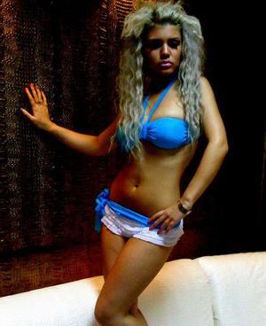 Meet local singles like Meredith from California who want to fuck tonight