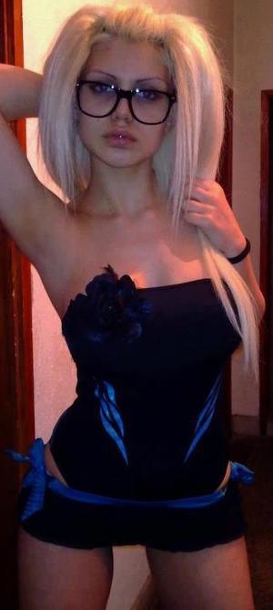 Looking for girls down to fuck? Alena from Maryland is your girl