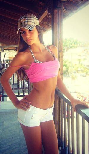Gabriela from Texas is looking for adult webcam chat
