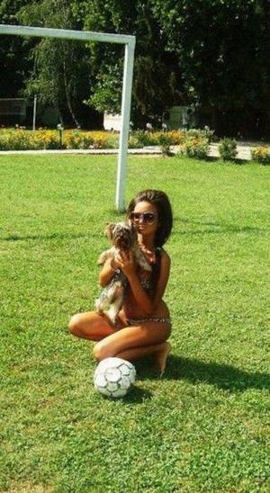 Meet local singles like Katelyn from California who want to fuck tonight