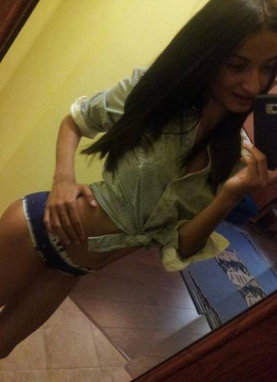 Looking for local cheaters? Take Kayla from West Virginia home with you