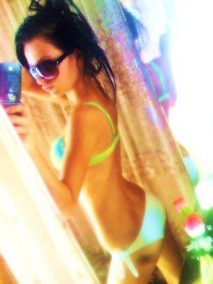 Looking for local cheaters? Take Sylvia from Alabama home with you