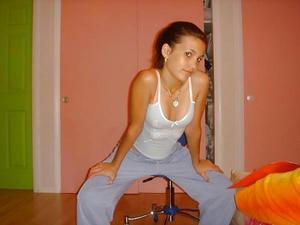 Ellen from Kentucky is interested in nsa sex with a nice, young man
