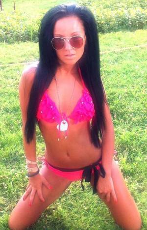 Charlena from  is looking for adult webcam chat