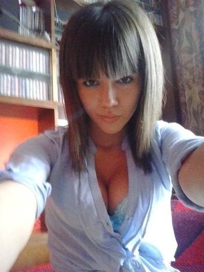 Meet local singles like Melody from Arkansas who want to fuck tonight