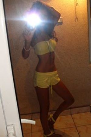 Claire from Iowa is the best local fuck buddy you can ever find