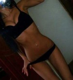 Escorts like Isla are down to fuck you now!