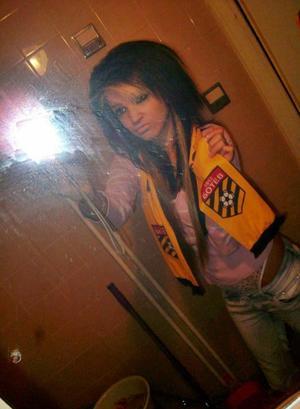 Meet local singles like Salina from California who want to fuck tonight
