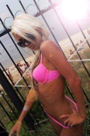 Karlee from South Carolina is interested in nsa sex with a nice, young man