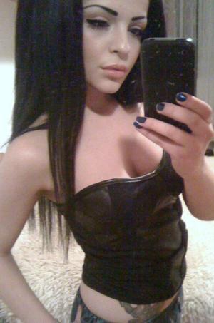 Finding a fuck buddy like Sasha from Texas has never been easier