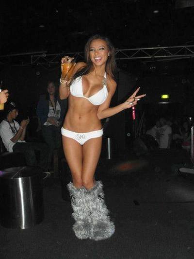 Leona is a cheater looking for a guy like you!