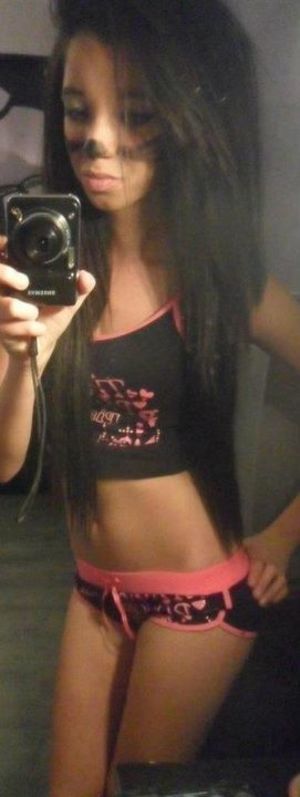 Looking for local cheaters? Take Helen from Oregon home with you