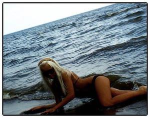 Alessandra is a cheater looking for a guy like you!