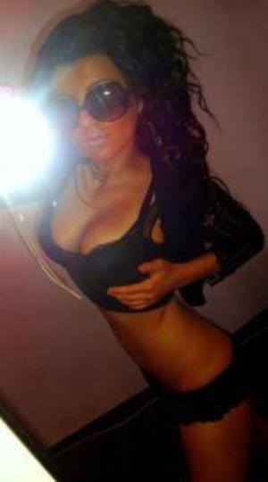 Meet local singles like Maryam from Georgia who want to fuck tonight