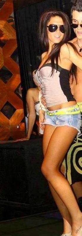 Finding a fuck buddy like Joelle from Kansas has never been easier