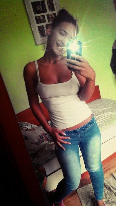 Liliana from New Jersey is interested in nsa sex with a nice, young man