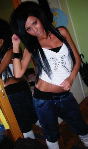 Melissa is a cheater looking for a guy like you!